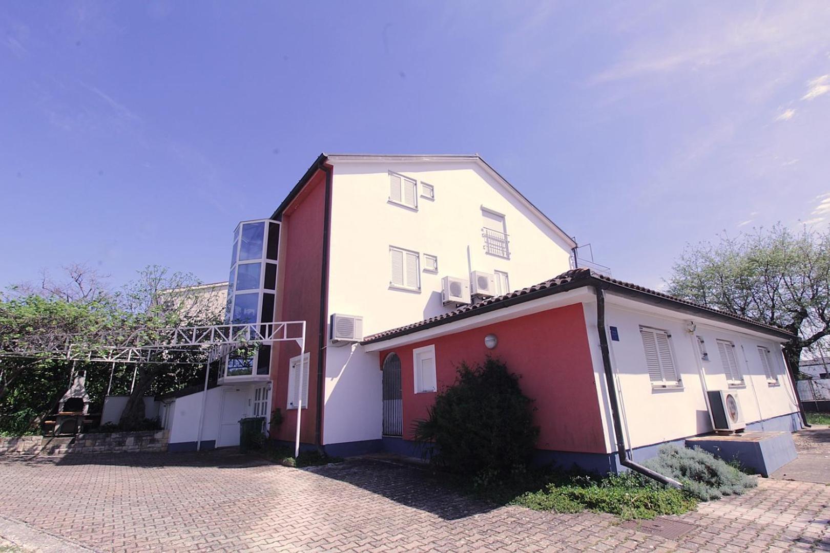 Apartments Branka Zambratija  Exteriör bild